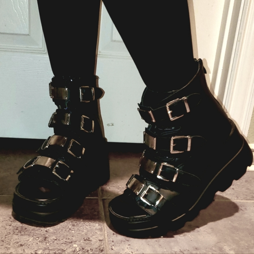 Chunky Black Boots-- Toeless